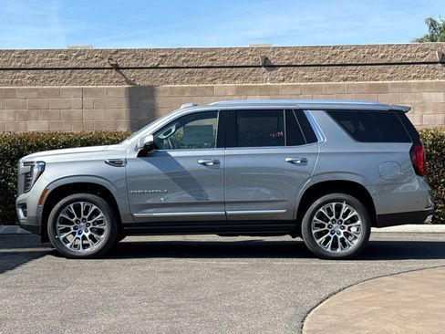 New 2026 GMC Yukon Denali AWD/4WD image 7
