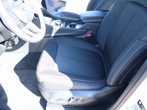 New 2025 Jeep Grand Cherokee Laredo X image 11