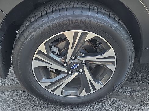 Certified 2025 Subaru Crosstrek 2.0i Premium image 27