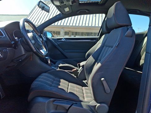 Used 2011 Volkswagen GTI 2-Door image 13