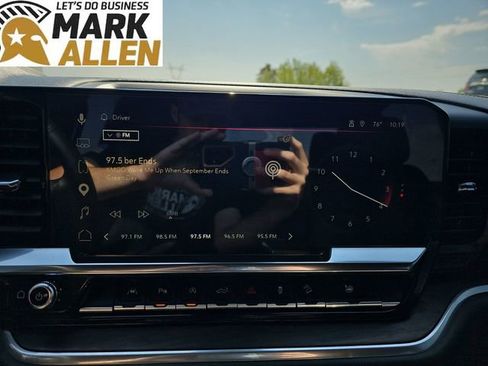 Used 2026 GMC Sierra 1500 SLT w/ SLT Premium Package AWD/4WD image 13