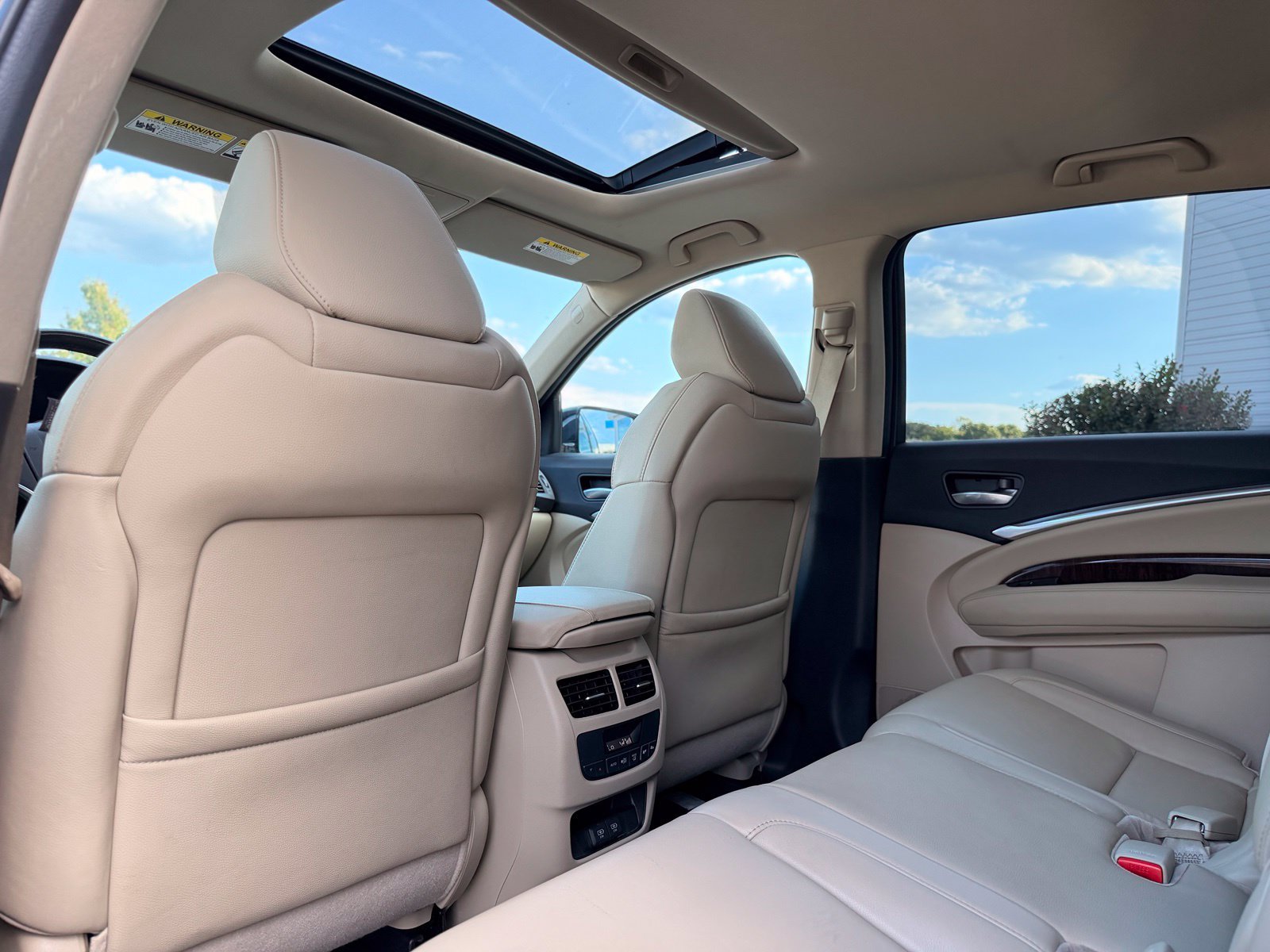 Used 2017 Acura MDX FWD image 23