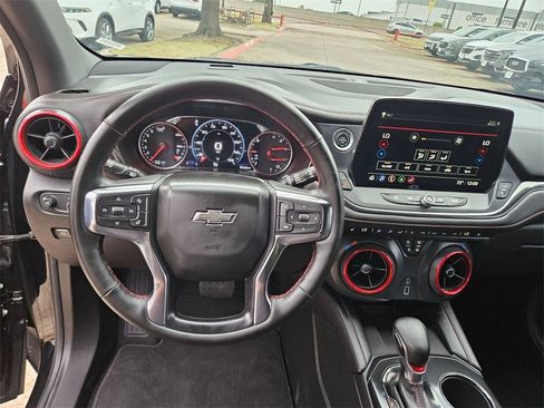 Used 2025 Chevrolet Blazer RS image 16