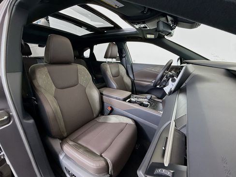 New 2026 Lexus RX 450h AWD w/ Convenience Package image 27