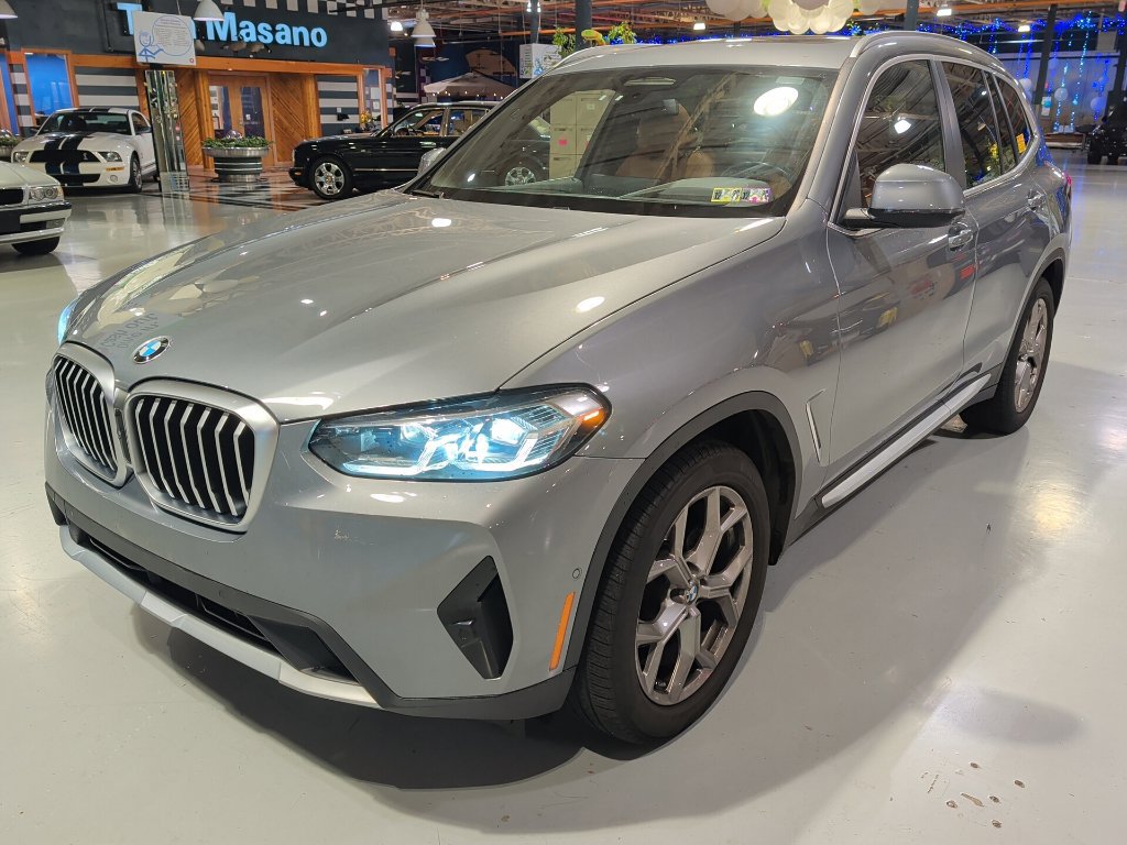 Certified 2024 BMW X3 xDrive30i w/ Premium Package w/ZPA AWD/4WD image 3