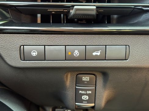 Used 2025 Nissan Murano SL AWD/4WD image 18
