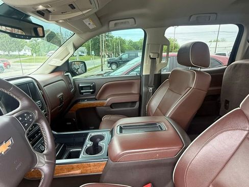 Used 2014 Chevrolet Silverado 1500 High Country w/ High Country Premium Package AWD/4WD image 4