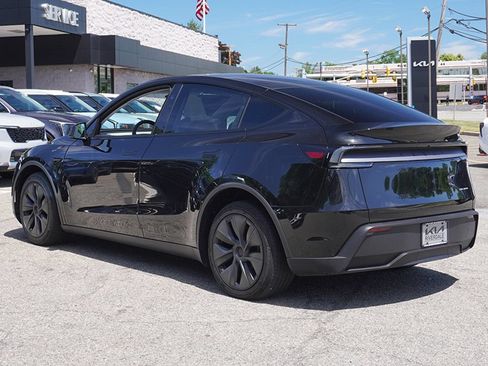 Used 2026 Tesla Model Y Long Range AWD/4WD image 11