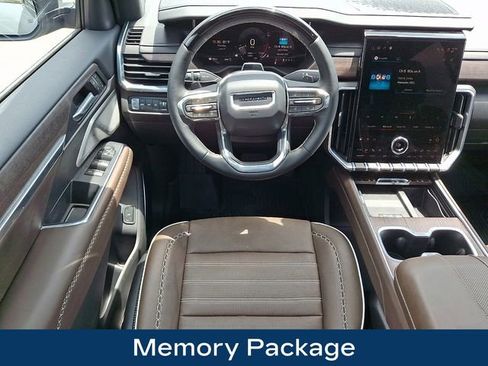 Used 2026 GMC Acadia Denali Ultimate w/ LPO, Floor Liner Package AWD/4WD image 3