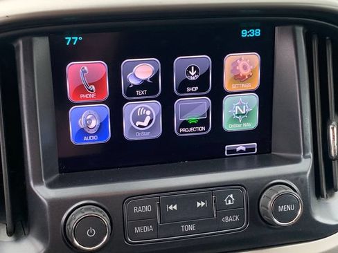 Used 2017 Chevrolet Colorado Z71 AWD/4WD image 16