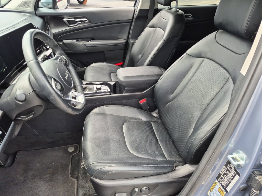 Used 2024 Kia Sportage EX FWD image 15