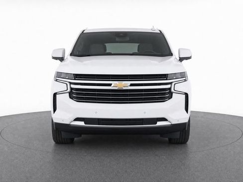 Used 2021 Chevrolet Suburban LT w/ LT Signature Package RWD image 6