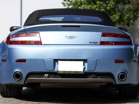 Used 2007 Aston Martin V8 Vantage Roadster RWD image 20