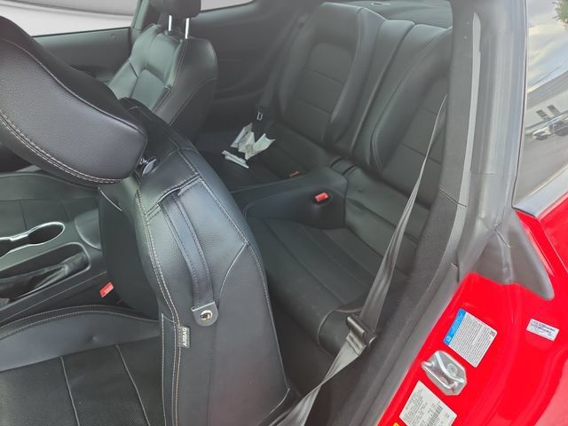 Used 2019 Ford Mustang GT Premium w/ GT Performance Package RWD image 9