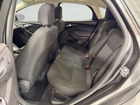 Used 2018 Ford Focus SEL FWD image 16