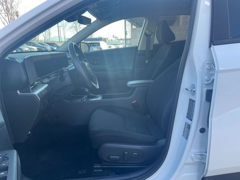 Used 2025 Hyundai Kona SEL image 28