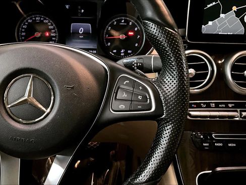 Used 2016 Mercedes-Benz GLC 300 4MATIC image 25