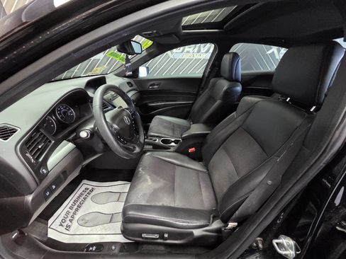 Used 2017 Acura ILX image 17