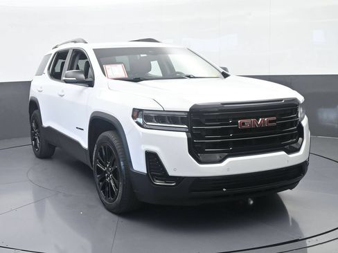 Used 2023 GMC Acadia SLE w/ Driver Convenience Package FWD image 9