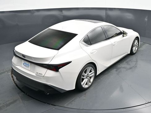 Used 2023 Lexus IS 300 w/ Comfort Package RWD image 21