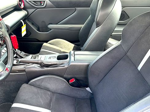 Used 2025 Toyota GR86 Premium RWD image 6