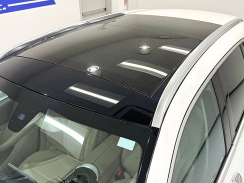 Used 2019 Mercedes-Benz GLC 300 4MATIC image 15