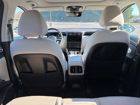 Used 2024 Hyundai Tucson Limited image 30