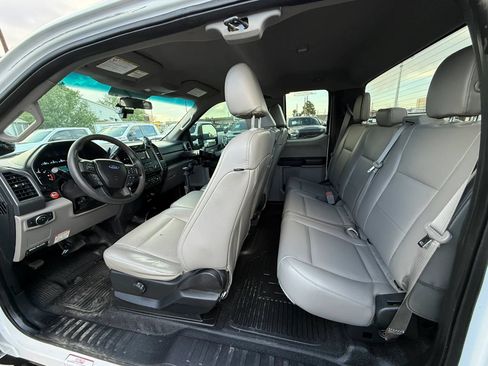 Used 2018 Ford F250 XL w/ Power Equipment Group AWD/4WD image 23