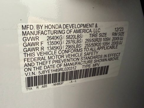 Used 2024 Acura MDX SH-AWD w/ Technology Package image 17