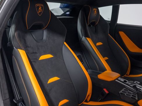 Used 2023 Lamborghini Huracan Tecnica image 26