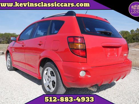 Used 2006 Pontiac Vibe Sport Wagon 4D w/ Preferred Package image 4