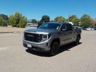 Used 2025 GMC Sierra 1500 Elevation w/ Preferred Package