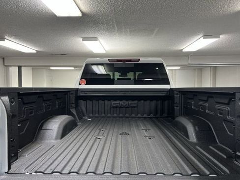 New 2026 GMC Sierra 2500 SLT w/ SLT Premium Package AWD/4WD image 26