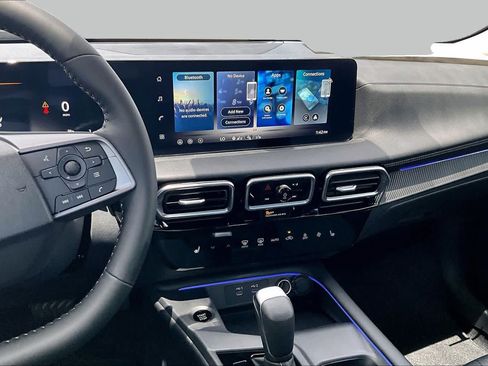 New 2026 Nissan Sentra SV w/ SV Convenience Package FWD image 6