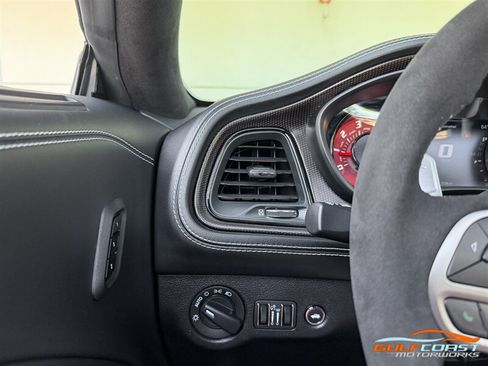 Used 2023 Dodge Challenger SRT Hellcat RWD image 19