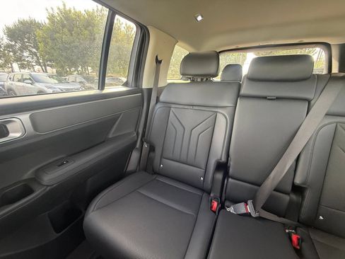 Used 2026 Hyundai Santa Fe SEL FWD image 35
