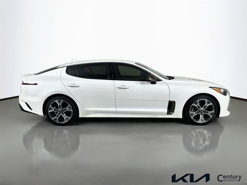 Used 2021 Kia Stinger GT-Line image 4
