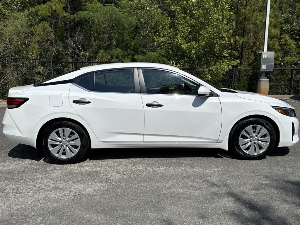 Used 2025 Nissan Sentra S FWD image 8
