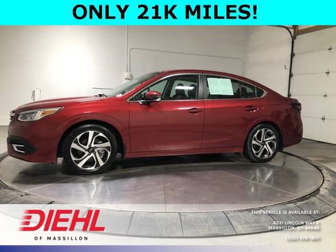 Used 2022 Subaru Legacy Limited w/ Popular Package #3 image 4