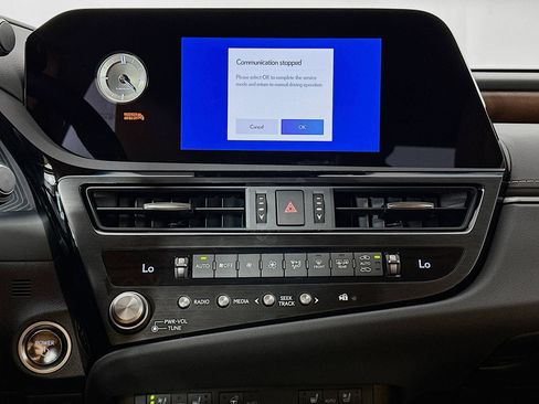 New 2025 Lexus ES 300h w/ Premium Package image 14