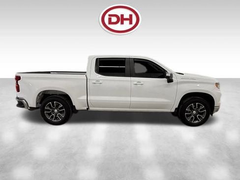 Used 2023 Chevrolet Silverado 1500 LT image 2