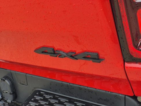 Used 2025 RAM 1500 Big Horn AWD/4WD image 8