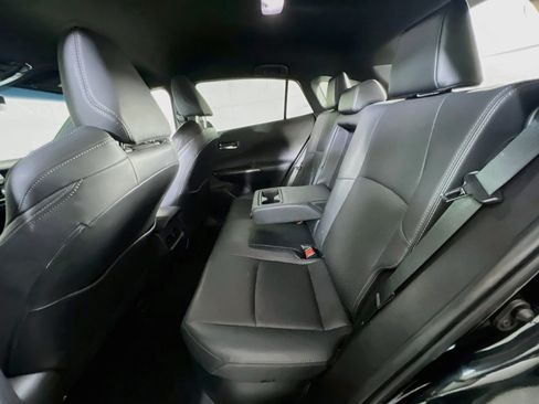 Used 2021 Toyota Venza Limited w/ Advanced Technology Package AWD/4WD image 24