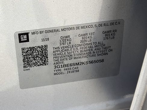 Used 2019 Chevrolet Cruze LT FWD image 13