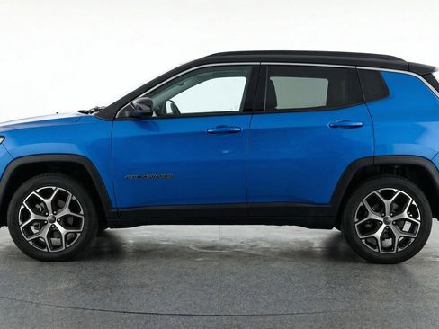 Used 2025 Jeep Compass Limited AWD/4WD image 5