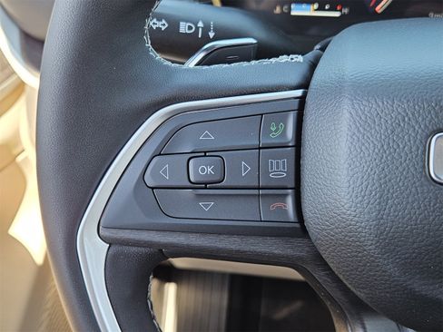 New 2025 Jeep Grand Cherokee Limited image 28