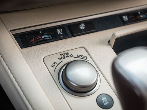 Used 2017 Lexus ES 350 image 41