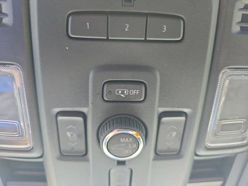 Used 2023 Chevrolet Tahoe High Country image 44