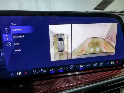 New 2026 Chevrolet Traverse RS w/ LPO, Floor Liner Package image 19