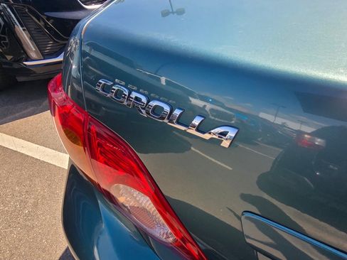 Used 2009 Toyota Corolla LE w/ All Weather Guard Pkg FWD image 10